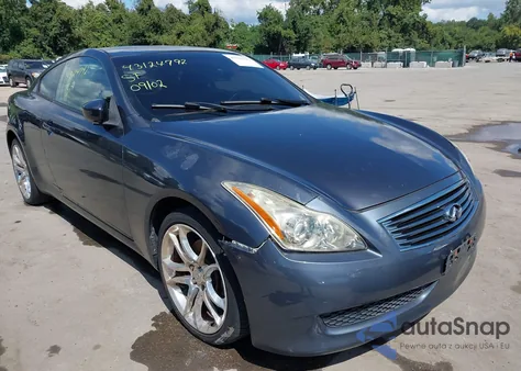2009 Infiniti G37X из США, поврежденный, VIN JNKCV64F39M650963